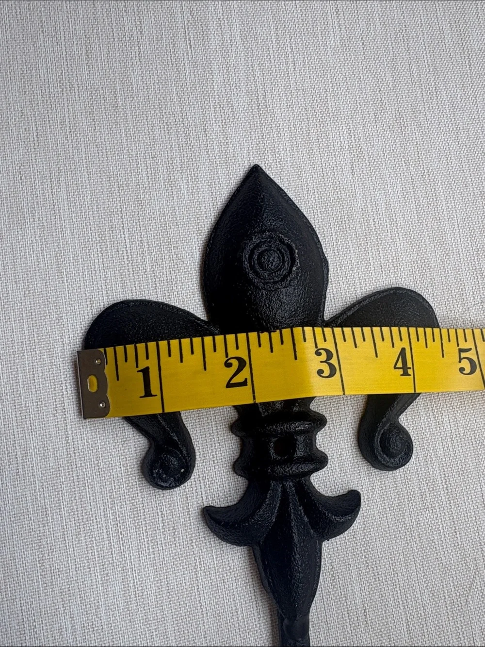 Black Fleur-de-Lis Iron Wall Hook- Functional Style For Any Room
